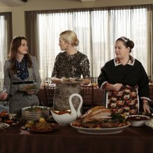 Gossip Girl: Leighton Meester, Kelly Rutherford e Zuzanna Szadkowsk nell'episodio It's Really Complicated