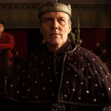 Merlin: Anthony Head, Bradley James e Katie McGarth in una scena dell'episodio Il cacciatore di streghe della seconda stagione