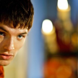 Merlin: Colin Morgan in una scena dell'episodio Sogni dolci, della seconda stagione