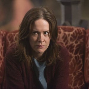 American Horror Story, Asylum - Lana (Sarah Paulson) nell'episodio The Name Game