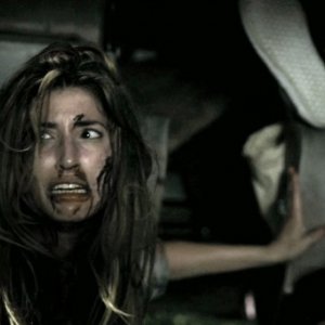 Non aprite quella porta 3D: Tania Raymonde in una scena dell'horror