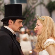 Il grande e potente Oz: James Franco discute con la bella Michelle Williams