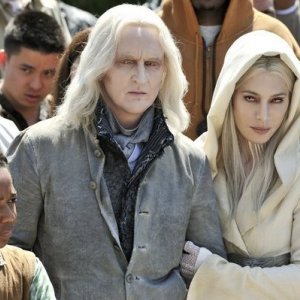 Defiance:  Tony Curran e Jaime Murray nel pilot della serie