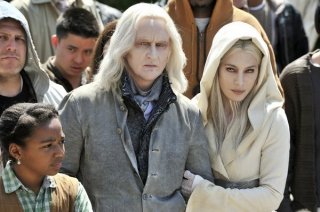 Defiance: Tony Curran e Jaime Murray nel pilot della serie