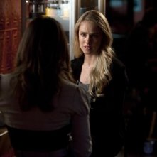 Pretty Little Liars: Amanda Schull nell'episodio Mona-Mania