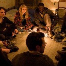 The East: Alexander Skarsgard, Ellen Page e il resto del cast in una scena corale