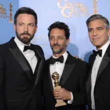 George Clooney, Ben Affleck e Grant Heslov con il Golden Globes 2013 per il miglior film drammatico Argo