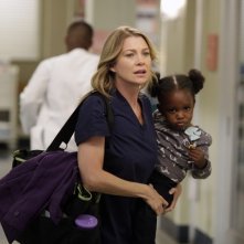 Grey's Anatomy: Ellen Pompeo nell'episodio Beautiful Doom, della nona stagione