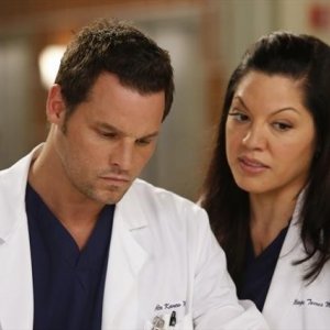 Grey's Anatomy: Sara Ramirez e Justin Chambers nell'episodio I Was Made for Lovin' You, della nona stagione