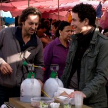 Pauvre Richard: Frédéric Diefenthal e Yacine Belhousse. in una scena della commedia