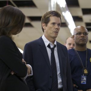The Following: Kevin Bacon in una scena del pilot della serie