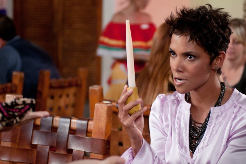 Halle Berry In Comic Movie 263989