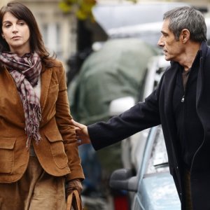 Amitiés sincères:  Zabou Breitman e Gérard Lanvin interpretano Stéphanie e Walter