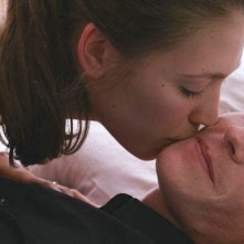 Jakob Diehl in Die Besucher con Anjorka Strechel