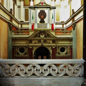 Il Commissario Nardone - Scenografia scala Questura di Milano realizzata da G. Pirrotta