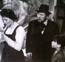 Il piccolo Gaetano Autiero ne I Girovaghi con Peter Ustinov e Carla Del Poggio
