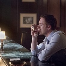 Homeland: Damian Lewis nell'episodio New Car Smell