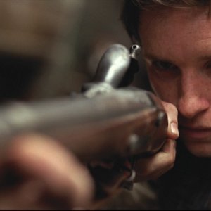 un primo piano di Eddie Redmayne in Les Misérables