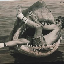 Steven Spielberg scherza sul set de Lo Squalo