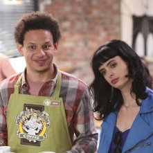 Don't Trust the Bitch in Apartment 23: Eric Andre e Krysten Ritter nell'episodio Daddy's Girl