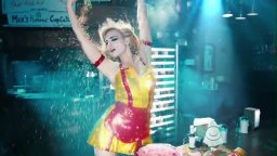 Promo Super Bowl 2013 - 2 Broke Girls