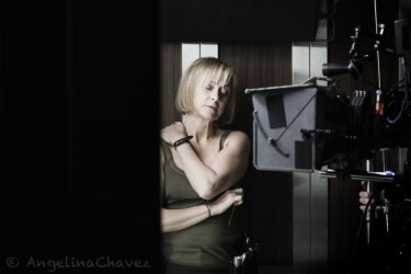 Caroline Goodall sul set di The Elevator di Massimo Coglitore