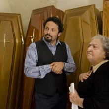 Ci vediamo domani: il protagonista Enrico Brignano in una scena