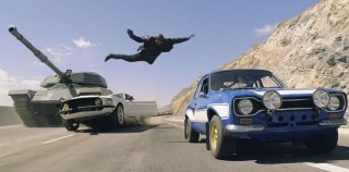 Fast & Furious 6: Tyrese Gibson in una scena d'azione del film