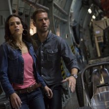 Jordana Brewster e Paul Walker in un'immagine di Fast & Furious 6