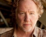 Timothy Busfield guest star per Revolution