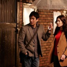 Nobody's Daughter Haewon: Eunchae Jung con Sunkyun Lee in una scena del film