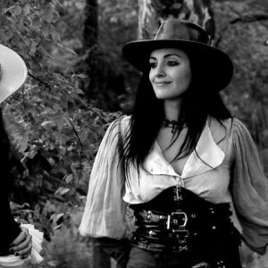 A Pezzi - Undead Men: Marta Mazzi in una scena