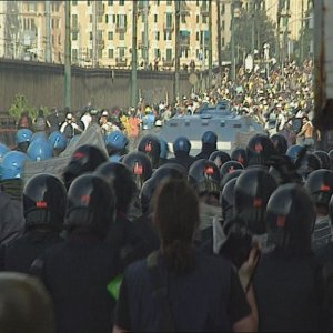 The Summit: cariche della polizia in via Tolemaide a Genova
