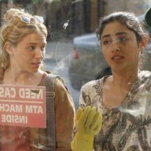 Just like a woman: Golshifteh Farahani insieme a Sienna Miller in una scena