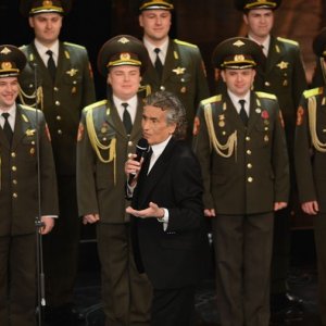 Sanremo 2013: Toto Cutugno e l'Armata Rossa