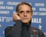 Jeremy Irons e Melanie Laurent: Treno di notte per Lisbona a Berlino
