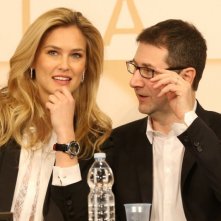 Sanremo 2013 - Bar Refaeli con Fabio Fazio alla conferenza stampa
