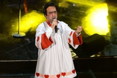 Sanremo 2013: Elio durante la seconda serata