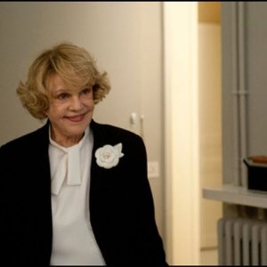 Une Estonienne à Paris: Jeanne Moreau in una scena del film