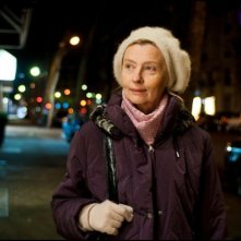 Une Estonienne à Paris: Laine Mägi passeggia in una scena del film