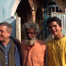 Fili invisibili - Storia minima della famiglia Bioni: una scena del documentario familiare e multietnico di Andrea Papini