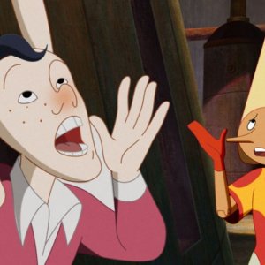 Pinocchio: orecchie grandi per Pinocchio in una scena del film