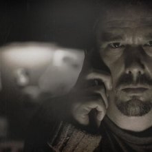 Sinister: Ethan Hawke in una scena del film