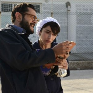 Amiche da morire: Vinicio Marchioni e Sabrina Impacciatore in un'immagine del film