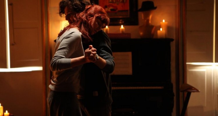 Rossa Come Il Sangue Bianca Come Il Latte Streaming Bianca come il latte, rossa come il sangue - Filippo Scicchitano e Gaia
