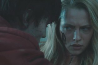 Featurette 'Nicholas Hoult - R e Julie' - Warm Bodies