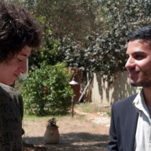 Il figlio dell'altra: Mehdi Dehbi insieme a Jules Sitruk, i ragazzi scambiati nella culla, in una scena