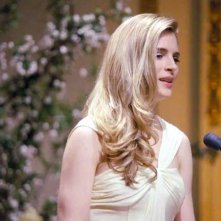 La frode: Brit Marling nei panni di Brooke Miller in una scena