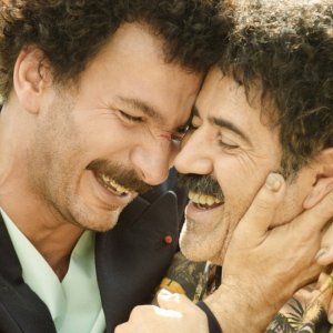 Michaël Youn con José Garcia mel film Vive la France! (2013)