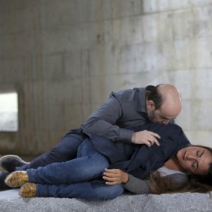 Javier Cámara e Candela Peña in Yesterday Never Ends di Isabel Coixet